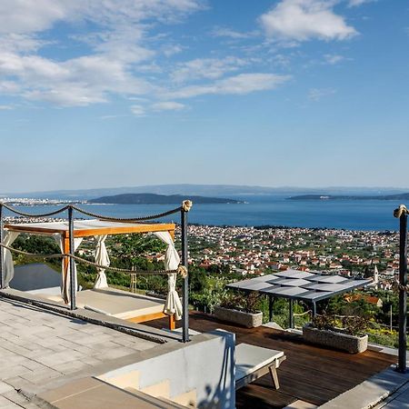 Villa Blue Hill Kastela Exterior photo