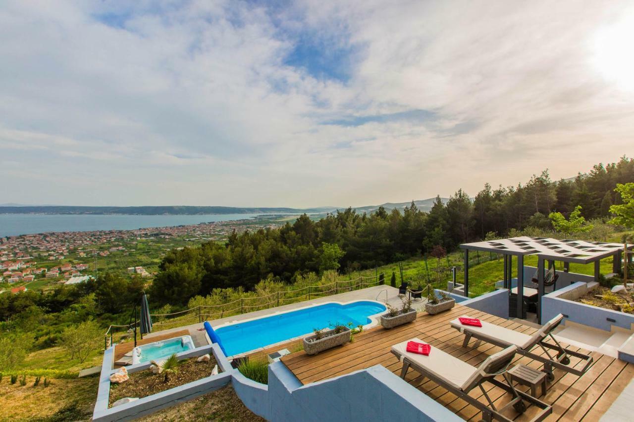 Villa Blue Hill Kastela Exterior photo